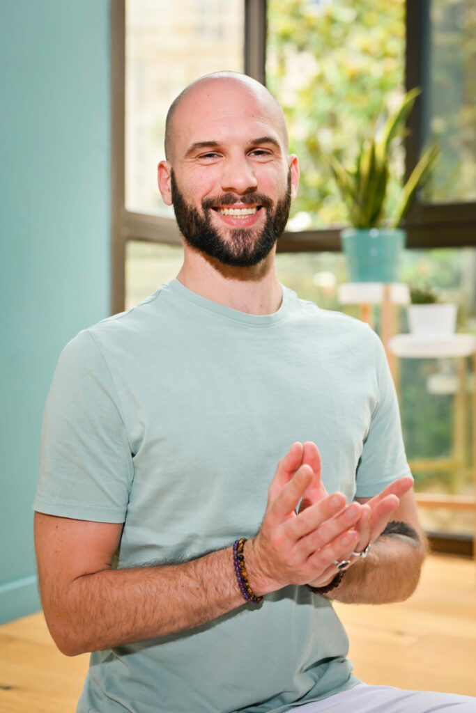 Cours de Yoga et Ateleirs de yoga à Bordeaux avec Yoga Vivien